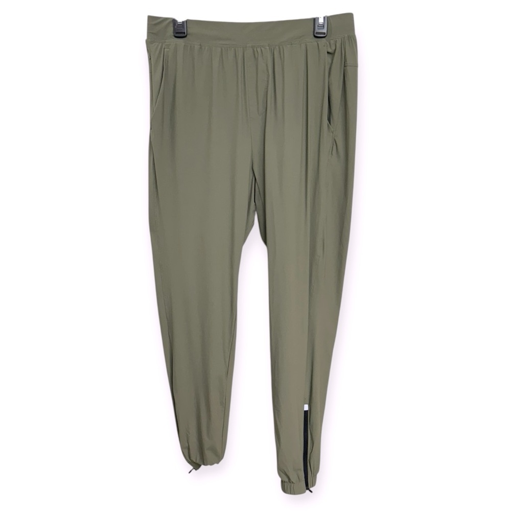 All in Motion Women’s Sage Green Joggers‎ Size  M *506